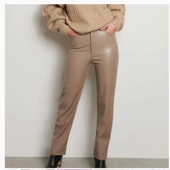 Dynamite Gisele faux leather straight leg pants - Picture 2 of 10